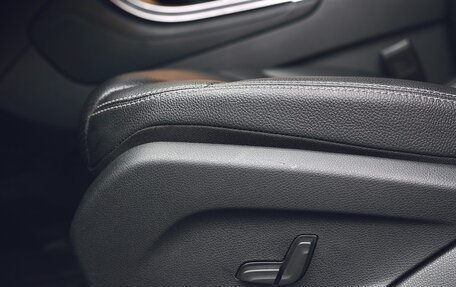 Mercedes-Benz GLC, 2019 год, 3 350 000 рублей, 29 фотография