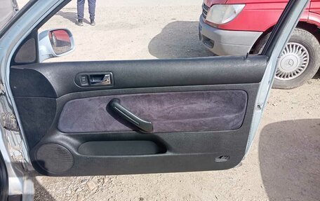 Volkswagen Golf IV, 2002 год, 390 000 рублей, 6 фотография