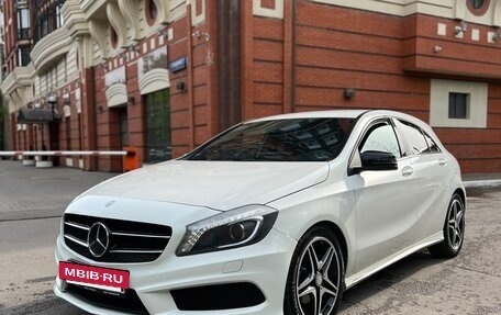 Mercedes-Benz A-Класс, 2014 год, 1 595 000 рублей, 2 фотография