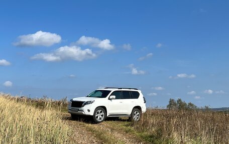 Toyota Land Cruiser Prado 150 рестайлинг 2, 2012 год, 2 750 000 рублей, 10 фотография