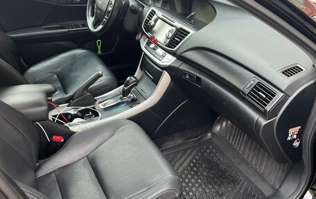 Honda Accord IX рестайлинг, 2013 год, 1 800 000 рублей, 9 фотография
