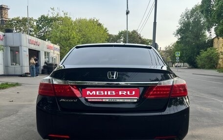Honda Accord IX рестайлинг, 2013 год, 1 800 000 рублей, 4 фотография