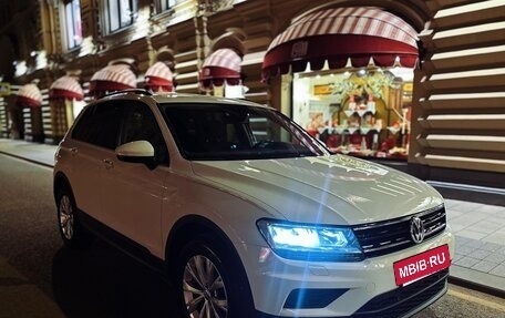 Volkswagen Tiguan II, 2020 год, 2 300 000 рублей, 3 фотография