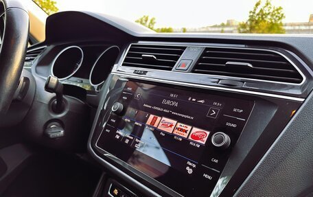 Volkswagen Tiguan II, 2020 год, 2 300 000 рублей, 12 фотография