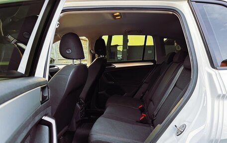 Volkswagen Tiguan II, 2020 год, 2 300 000 рублей, 15 фотография