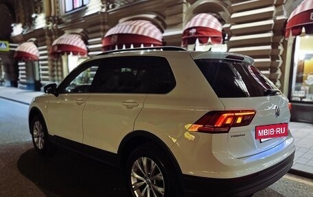Volkswagen Tiguan II, 2020 год, 2 300 000 рублей, 10 фотография