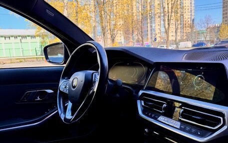 BMW 3 серия, 2020 год, 2 700 000 рублей, 10 фотография