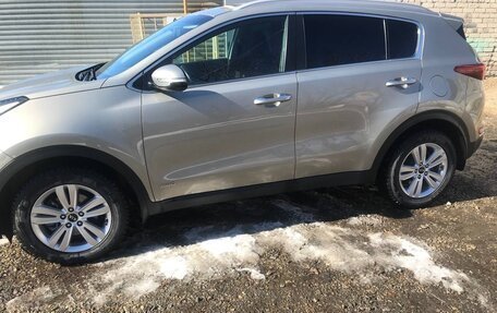 KIA Sportage IV рестайлинг, 2017 год, 2 050 000 рублей, 2 фотография