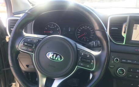 KIA Sportage IV рестайлинг, 2017 год, 2 050 000 рублей, 10 фотография