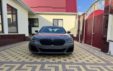 BMW 5 серия, 2021 год, 7 600 000 рублей, 4 фотография