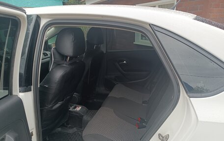 Volkswagen Polo VI (EU Market), 2013 год, 650 000 рублей, 11 фотография