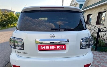 Nissan Patrol, 2011 год, 2 700 000 рублей, 8 фотография