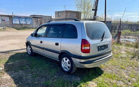 Opel Zafira A рестайлинг, 2002 год, 385 000 рублей, 3 фотография