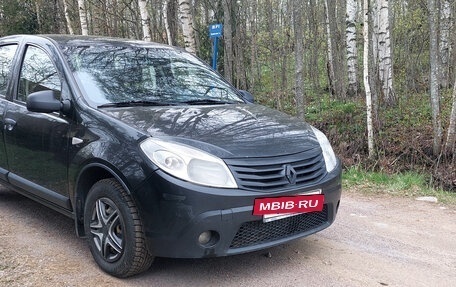 Renault Sandero I, 2011 год, 380 000 рублей, 2 фотография