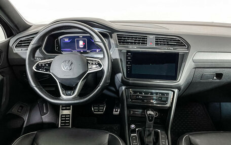 Volkswagen Tiguan II, 2021 год, 3 777 000 рублей, 12 фотография