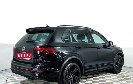 Volkswagen Tiguan II, 2021 год, 3 777 000 рублей, 5 фотография