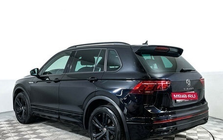 Volkswagen Tiguan II, 2021 год, 3 777 000 рублей, 7 фотография