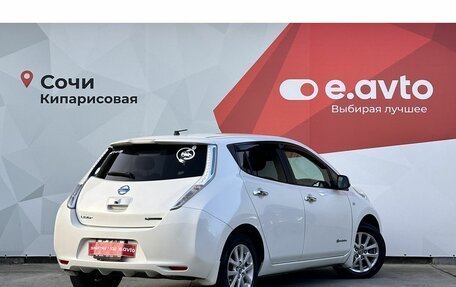 Nissan Leaf I, 2015 год, 900 000 рублей, 4 фотография
