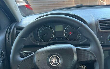 Skoda Roomster, 2014 год, 950 000 рублей, 25 фотография