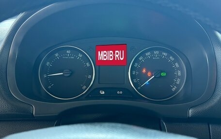 Skoda Roomster, 2014 год, 950 000 рублей, 28 фотография