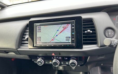 Honda Fit, 2022 год, 1 420 000 рублей, 2 фотография