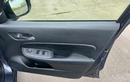 Honda Fit, 2022 год, 1 420 000 рублей, 7 фотография