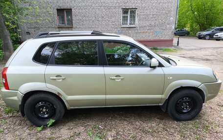 Hyundai Tucson III, 2007 год, 770 000 рублей, 18 фотография