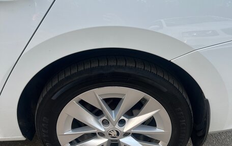 Skoda Octavia IV, 2020 год, 2 200 000 рублей, 30 фотография