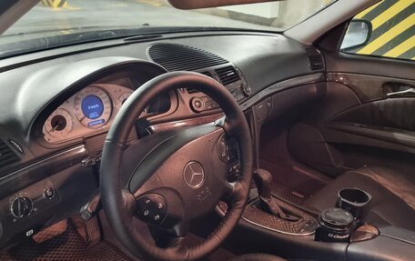 Mercedes-Benz E-Класс, 2003 год, 1 450 000 рублей, 6 фотография