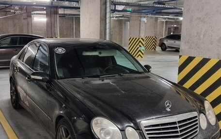 Mercedes-Benz E-Класс, 2003 год, 1 450 000 рублей, 3 фотография
