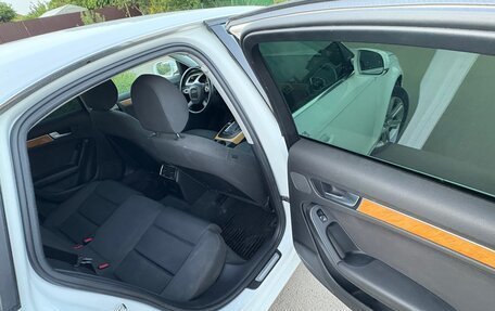Audi A4, 2011 год, 1 090 000 рублей, 11 фотография