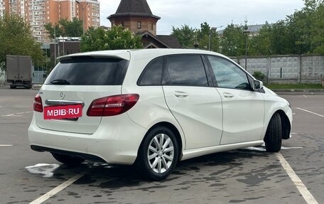 Mercedes-Benz B-Класс, 2016 год, 1 850 000 рублей, 5 фотография