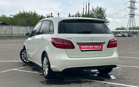 Mercedes-Benz B-Класс, 2016 год, 1 850 000 рублей, 6 фотография