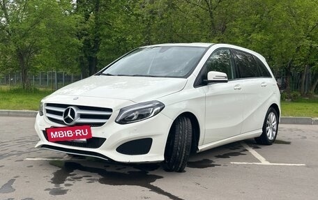 Mercedes-Benz B-Класс, 2016 год, 1 850 000 рублей, 3 фотография