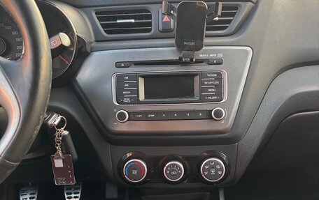 KIA Rio III рестайлинг, 2017 год, 940 000 рублей, 14 фотография