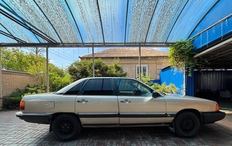 Audi 200, 1986 год, 270 000 рублей, 4 фотография