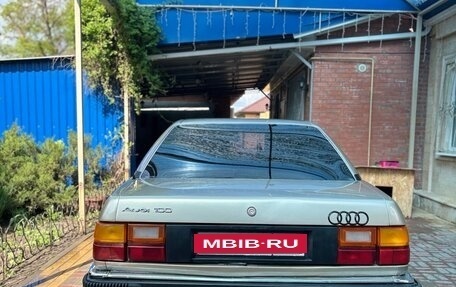 Audi 200, 1986 год, 270 000 рублей, 2 фотография