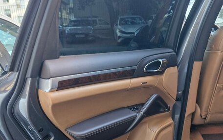 Porsche Cayenne III, 2011 год, 2 750 000 рублей, 14 фотография