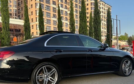Mercedes-Benz E-Класс, 2018 год, 4 500 000 рублей, 5 фотография