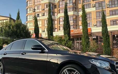 Mercedes-Benz E-Класс, 2018 год, 4 500 000 рублей, 2 фотография
