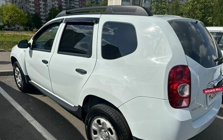 Renault Duster I рестайлинг, 2014 год, 800 000 рублей, 1 фотография
