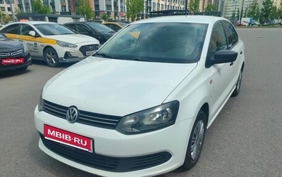 Volkswagen Polo VI (EU Market), 2014 год, 750 000 рублей, 1 фотография