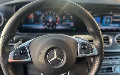 Mercedes-Benz E-Класс, 2018 год, 4 500 000 рублей, 21 фотография