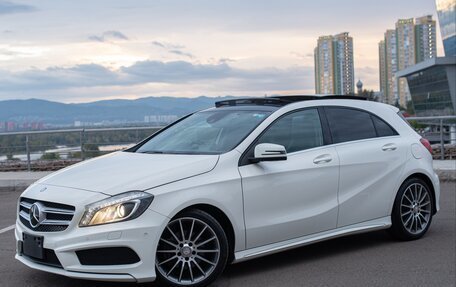 Mercedes-Benz A-Класс, 2015 год, 1 760 000 рублей, 14 фотография