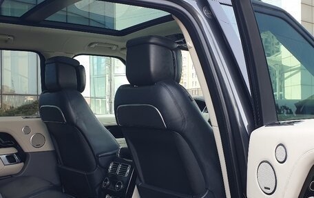 Land Rover Range Rover IV рестайлинг, 2021 год, 12 900 000 рублей, 8 фотография
