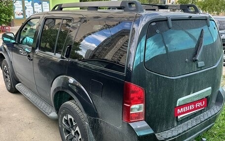 Nissan Pathfinder, 2014 год, 1 500 000 рублей, 2 фотография
