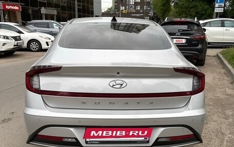 Hyundai Sonata VIII, 2021 год, 2 450 000 рублей, 2 фотография