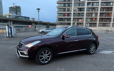 Infiniti QX50 I рестайлинг, 2017 год, 3 000 000 рублей, 2 фотография