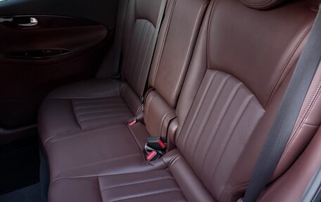 Infiniti QX50 I рестайлинг, 2017 год, 3 000 000 рублей, 15 фотография