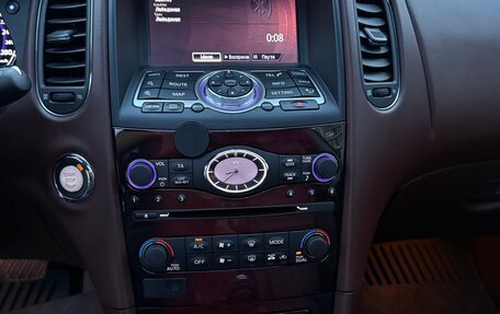 Infiniti QX50 I рестайлинг, 2017 год, 3 000 000 рублей, 19 фотография